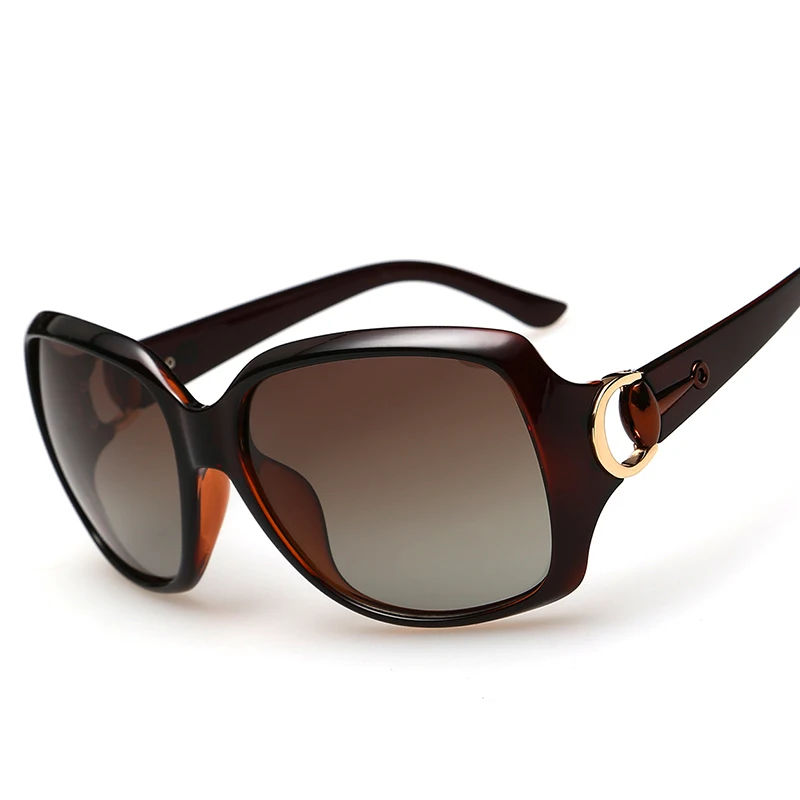 Женские солнцезащитные очки классические поляризационные для вождения