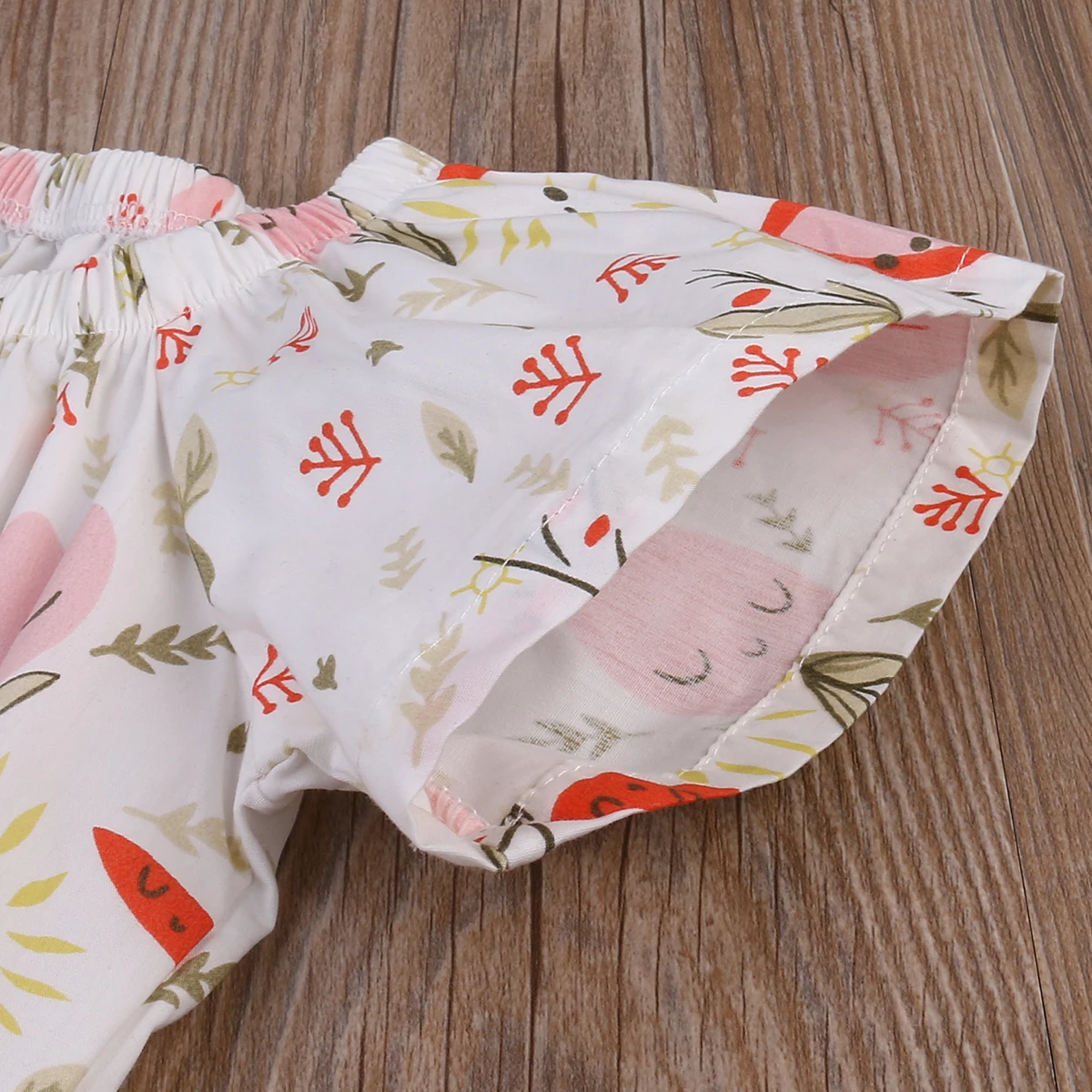 Очаровательная Одежда для новорожденных девочек комбинезон с цветочным