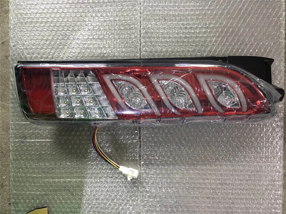 Для Toyota Hiace 2005 2006 2007 2008 2009 2010 2011 2012 2013 2014 2015 2016 2017 2018 хвост светильник BrakeLED в