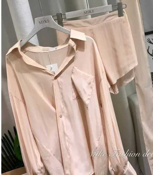 2019 New Spring Pure Color Loose Belt Long-sleeved Blouse Shirt + Wide Leg Shorts Two-piece Lady Girls Casual Suit |