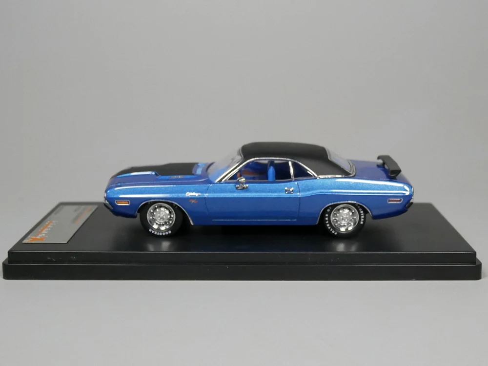 Премиум X 1:43 DODGE CHALLENGER R/T 1970 (синий) литой модельный автомобиль| |