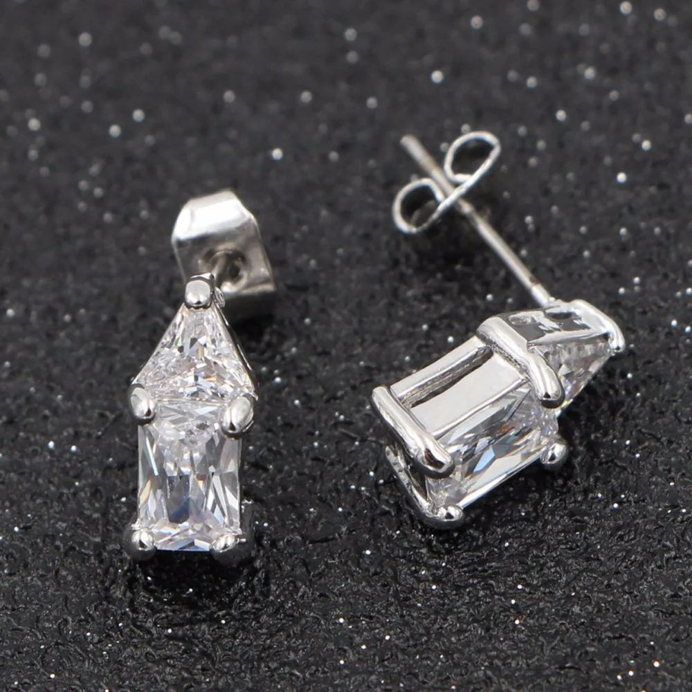 Женские серьги гвоздики HeeZen Серебристые с прозрачными кристаллами и кубическим