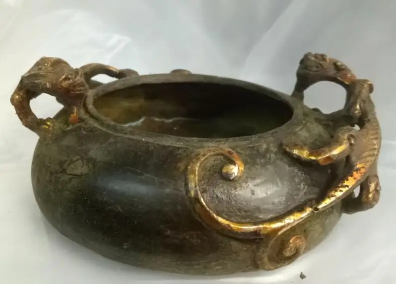

Chinese bronze sculpture standing house lizard sculpture jar