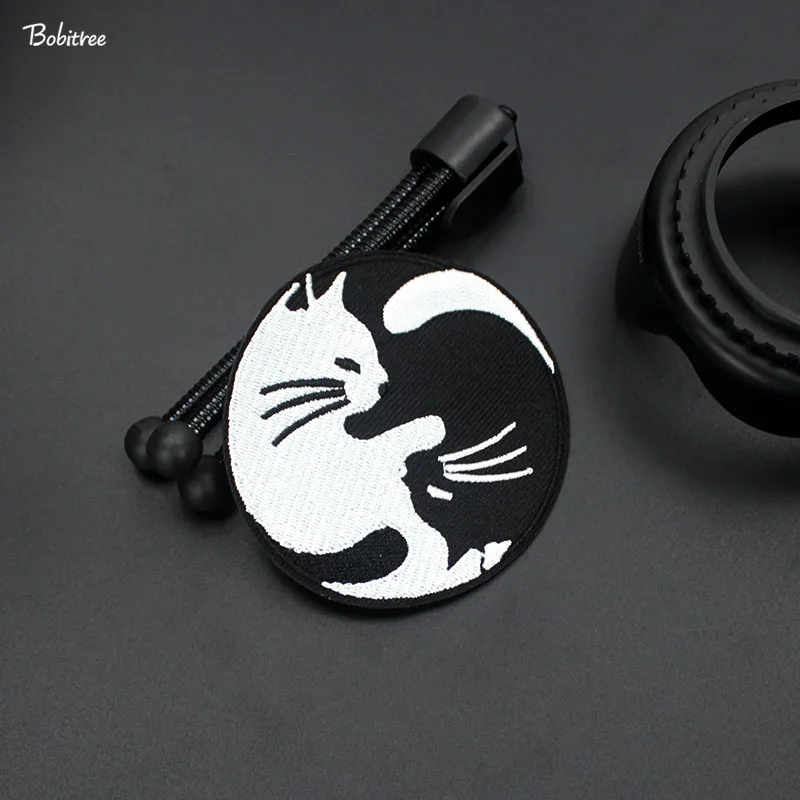 New Black Cat Cloth Patches Badge Embroidery Hot Iron on Artistic Garment DIY Decorative Applique