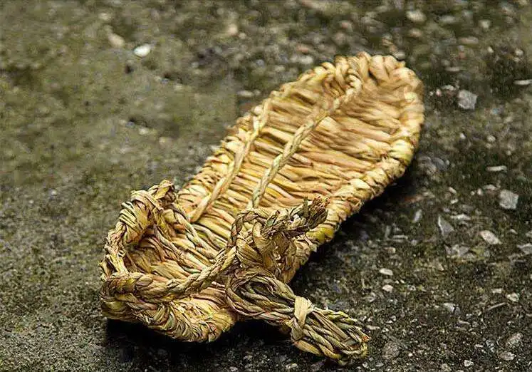 Сандалии для мужчин и женщин летние однотонные соломенные Босоножки ручной