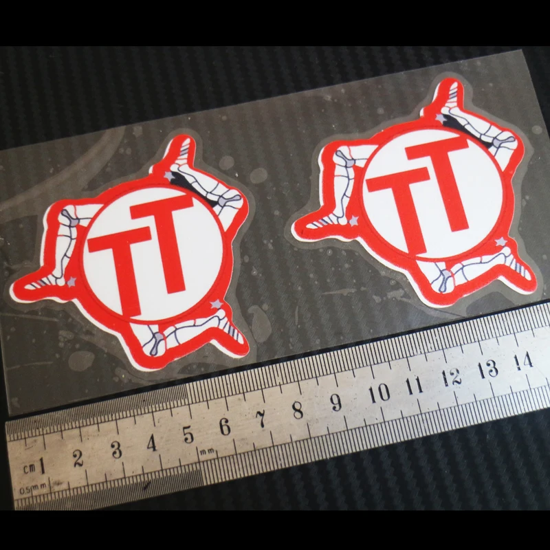 

2PCS moto car Styling Decals For TT Isle of Man Red badge Reflective sticker