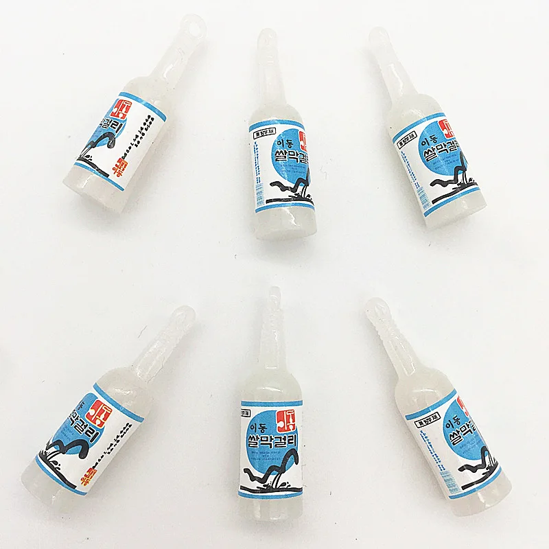 sake bottle white Давайте начать! Милая миниатюрная бутылка, бутылки вина/Саке/воды, 3D winebottle для праздника брелок и украшение серьги - Цвет: sake bottle white
