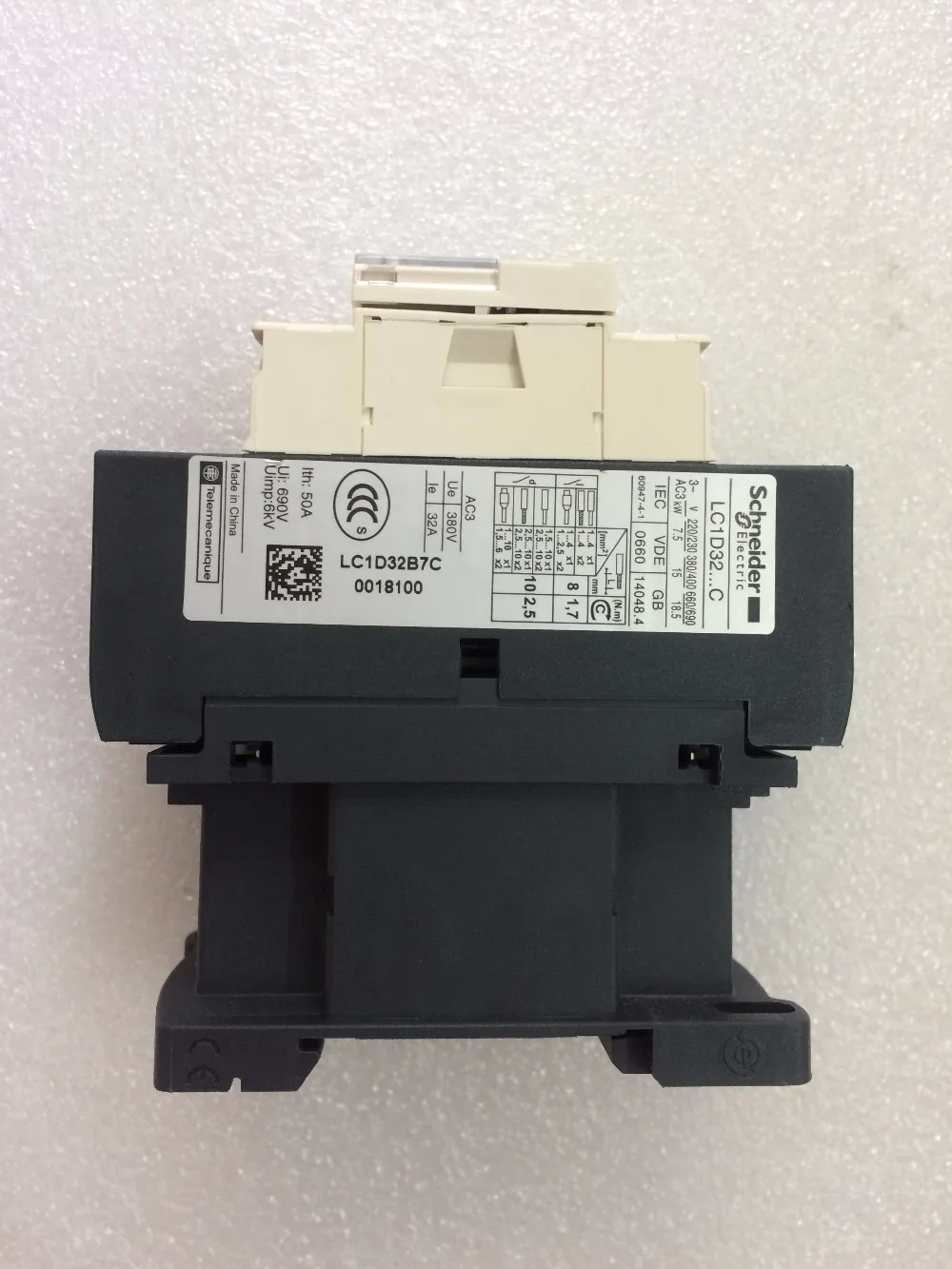 Tesys D контактор LC1D32 LC1D32B7 LC1D32B7C катушки AC24V 32A