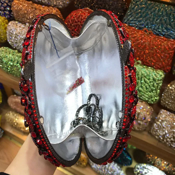

Minaudiere