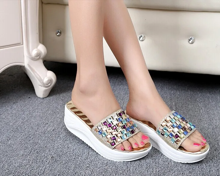 Стразы босоножки на танкетке 2019 корейские новые европейские туфли платформе