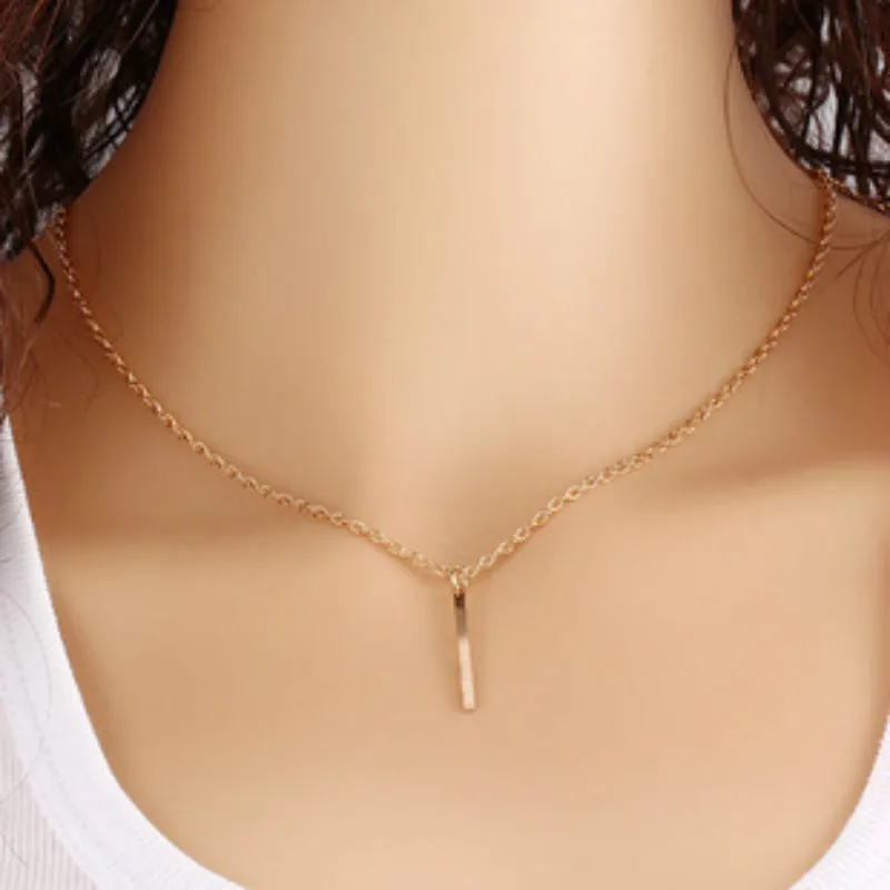 

2017 Hot New Women's European And American Fashion Minimalist Alloy Chain Necklace Best Gift Wholesale