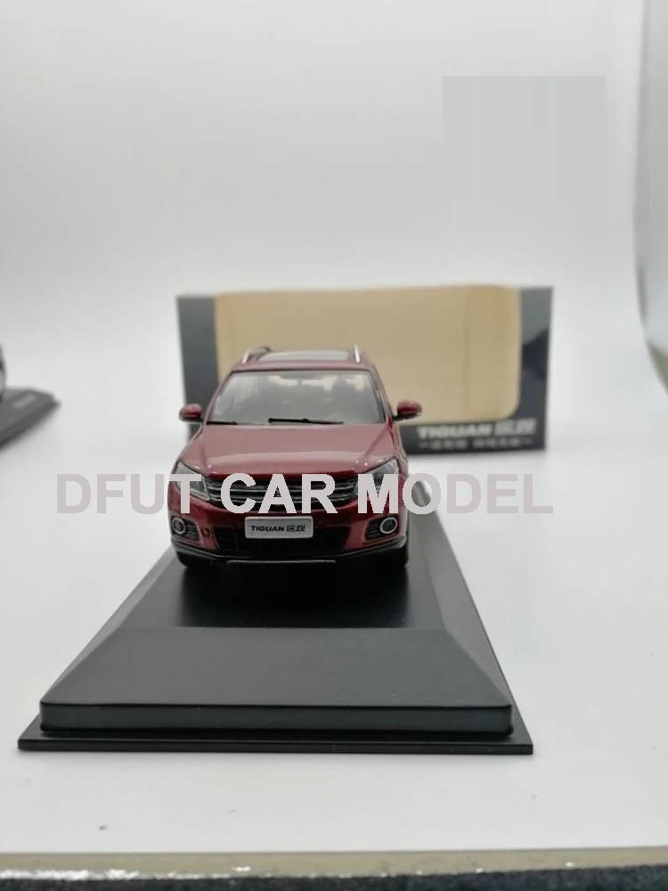 Литая 1:43 игрушечная спортивная модель автомобиля TIGUAN из сплава, детские игрушечные машинки, оригинальные авторизованные подлинные детские игрушки, подарок