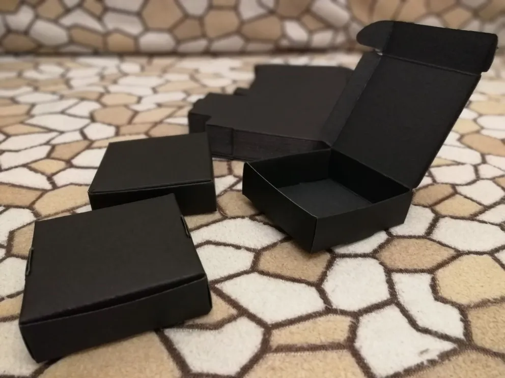 12 размеров Элегантная черная бумажная упаковочная коробка для рукоделия - Фото №1