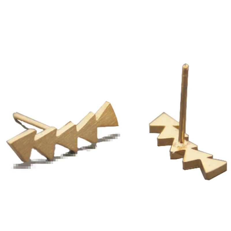 Модные треугольные серьги гвоздики накладка из нескольких треугольников