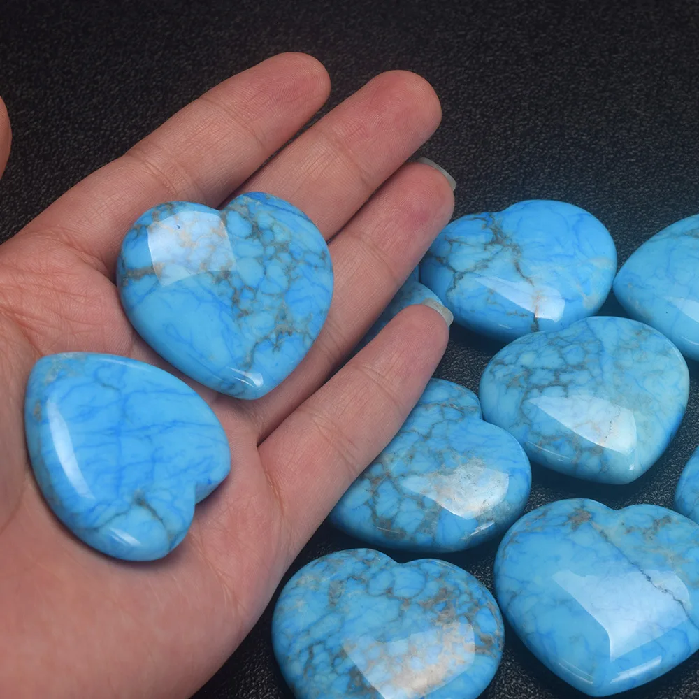 Фигурка сердца из натурального голубого бирюзы кварцевый кристалл нефрит