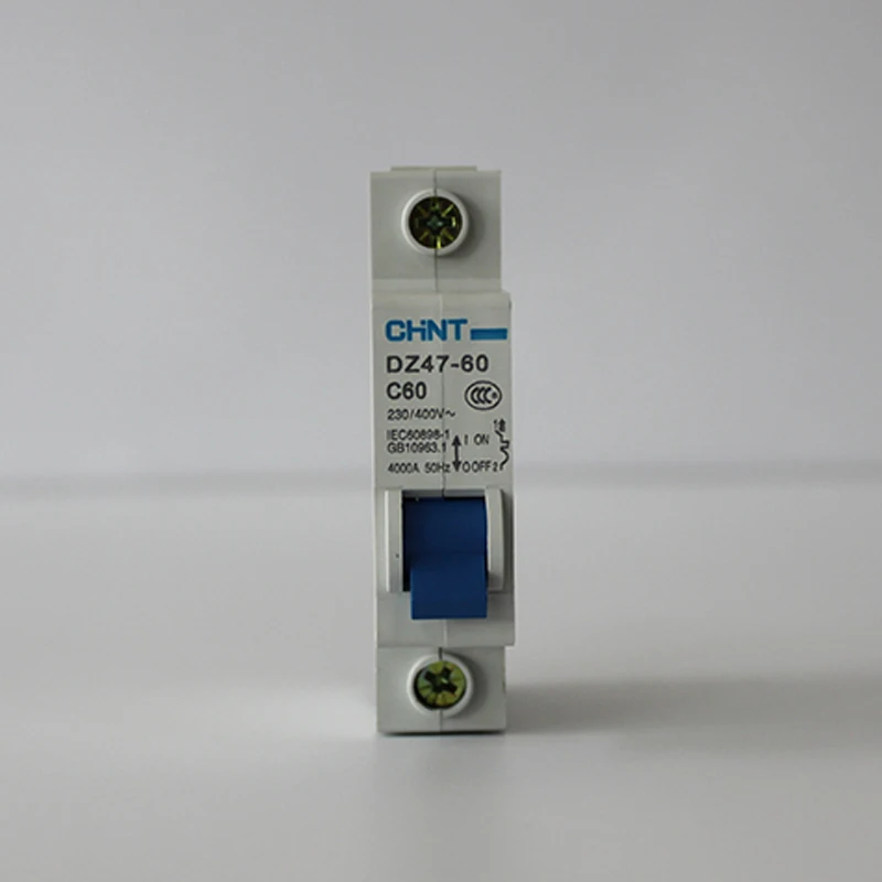 DZ47-60 1P C60 CHNT автоматический выключатель 230 в 60A защита от утечки Бесплатная