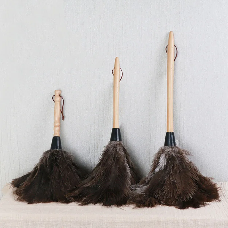 

Hot Feather Fur Brush Duster Dust Cleaning Tool Wooden Handle Anti-static Soft For Home FQ-ing