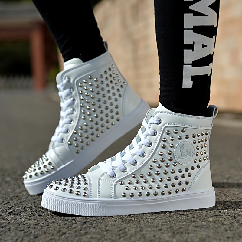 ГОРЯЧАЯ 2016 дизайнер бренда заклепки мужчины квартиры обувь 4 цвета мода плоские