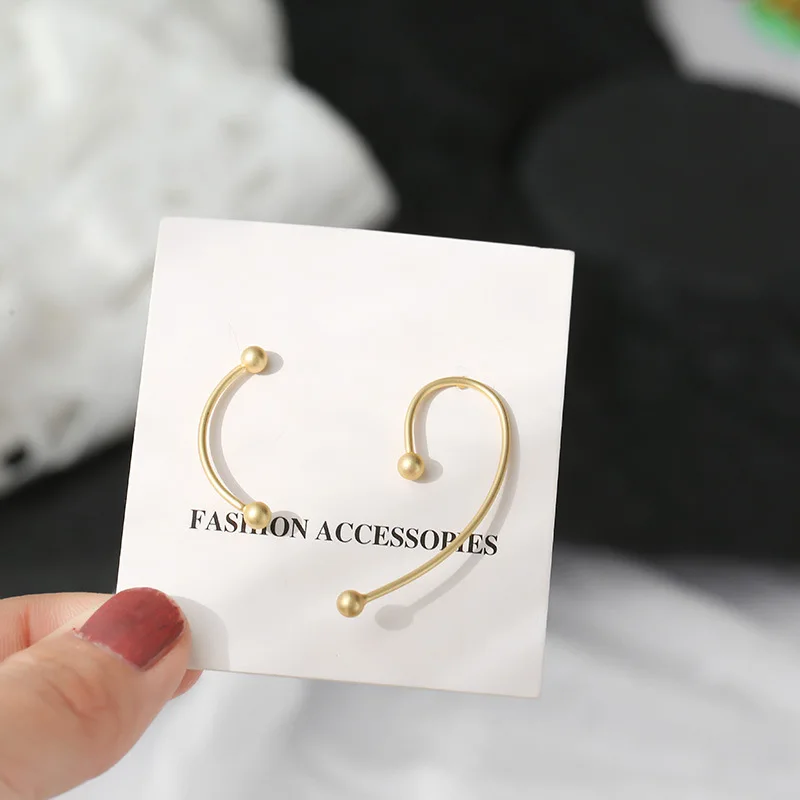 Carvejewl New Fashion matte Gold Color wire Shape Punk Ear Cuff Earrings simple asymmetric Earring For Women jewelry unique stud | Украшения