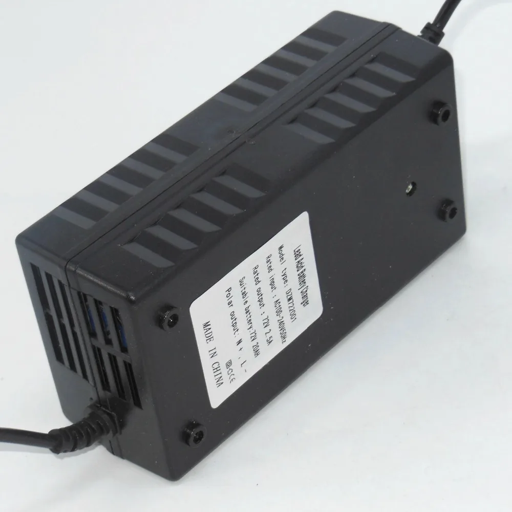 

Зарядное устройство для свинцово-кислотных аккумуляторов EVFITTING 220VAC 72VDC 20Ah 2.5A/зарядное устройство для электровелосипеда/зарядное устройств...