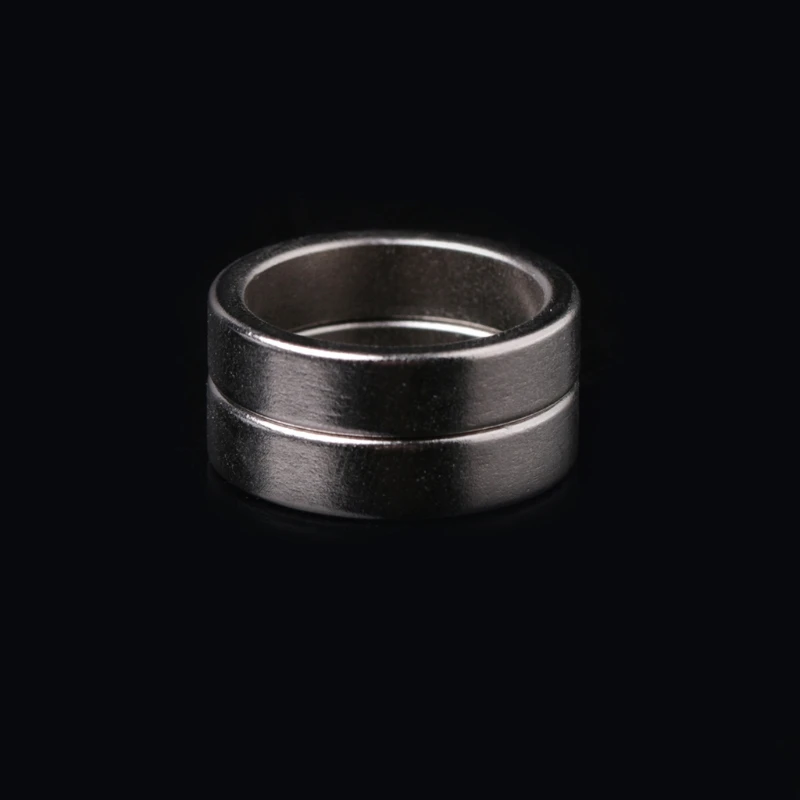 

2 Pcs Flashlight Tail Magnet Magnetic Ring 20x16x5mm