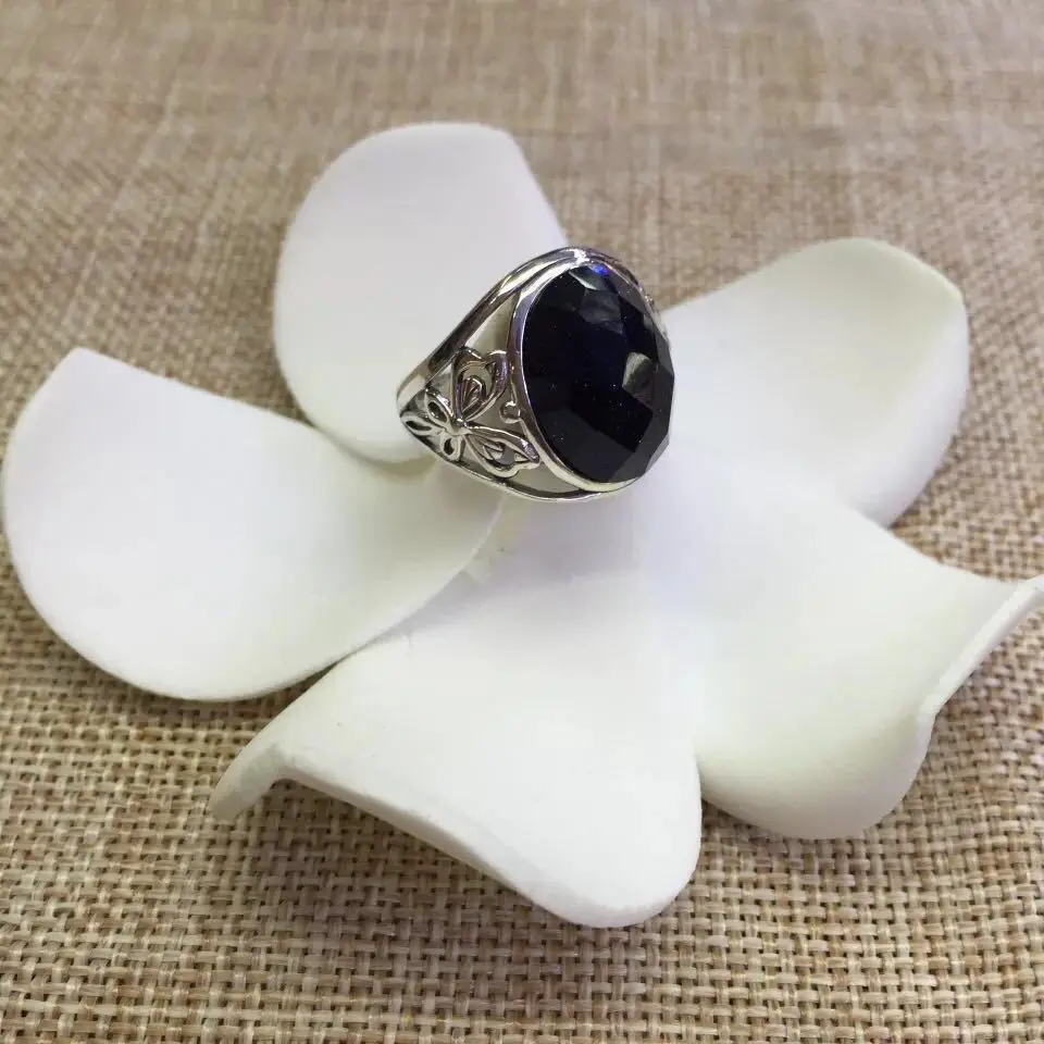 

Женское кольцо из тайского серебра S925 пробы с вставкой в виде бабочки из голубого песка