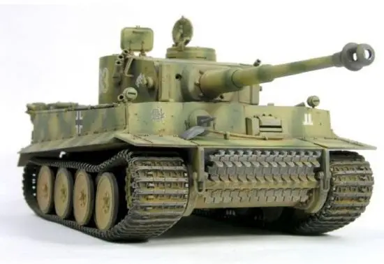1/48 Немецкий Тигр 1 тяжелый танк(начальный тип) AF 48002