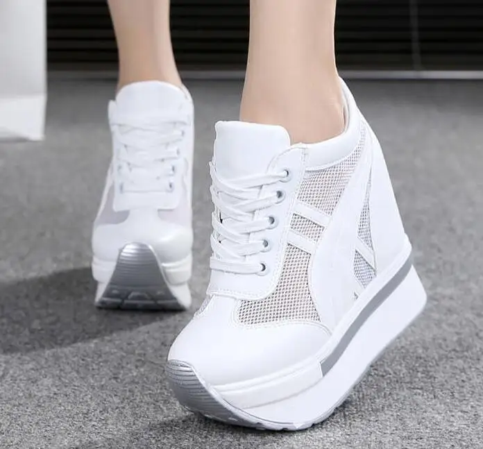 Женские туфли на платформе 10 см дышащие дорожные кроссовки танкетке