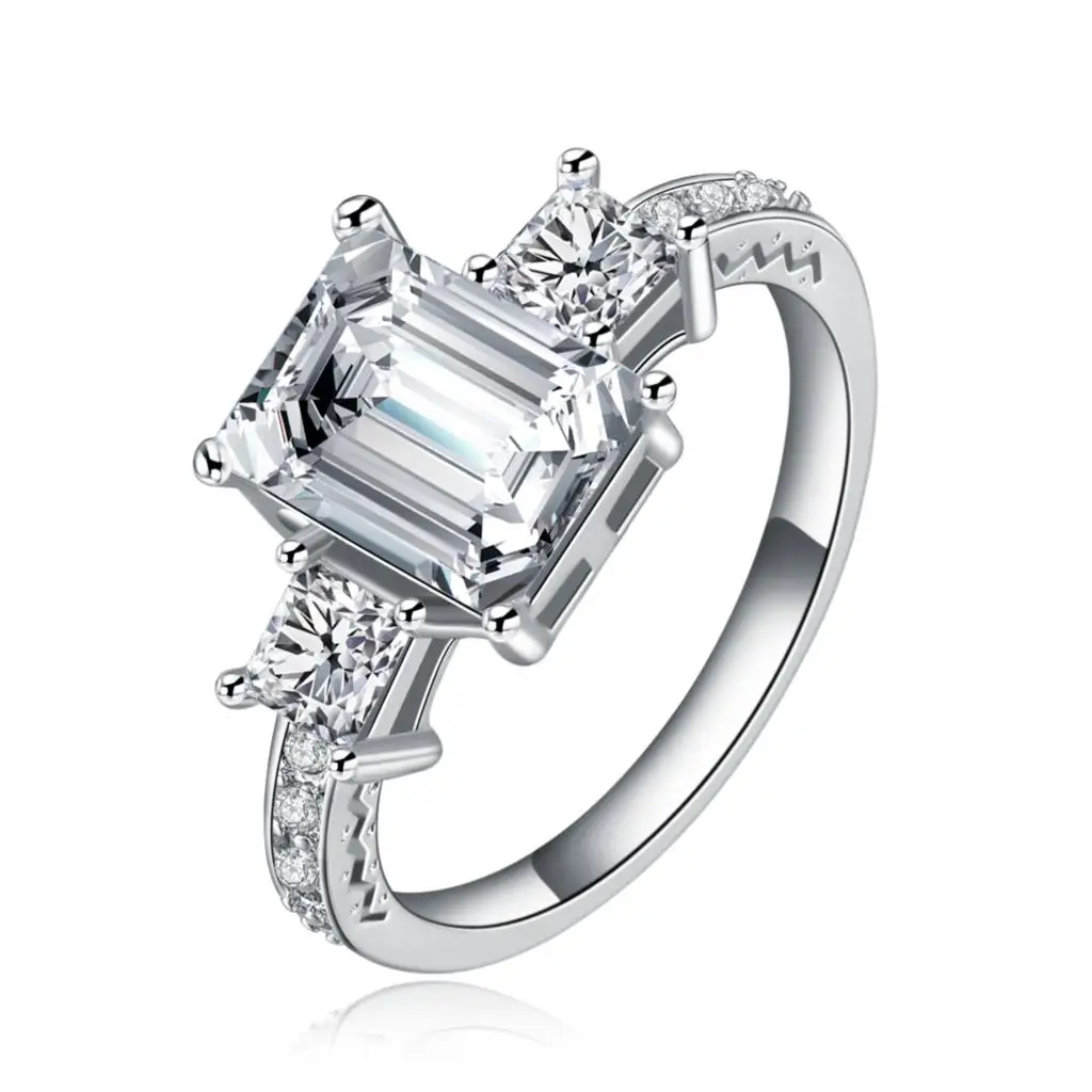 Женское Обручальное кольцо с фианитом Роскошное винтажное белого цвета