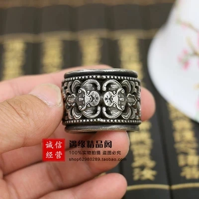 Чтобы имитировать антиквариат и сделать старые белые фотообои (рельеф.