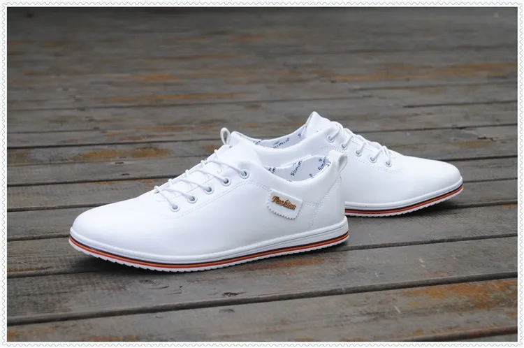 Autumn Winter Men Shoes Breathable Men's Casual Shoes Pu Leather Flat Shoes Lace-Up Man Shoes Comfortable Outdoor White Sneakers