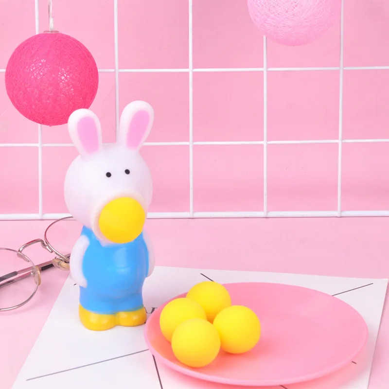 Rabbit Милые животные эжекция игрушки креативные Squeez декомпрессионное Отверстие Вентиляция катапульта плюющий шар игрушки для детей 1 животное+ 5 шаров - Цвет: Rabbit