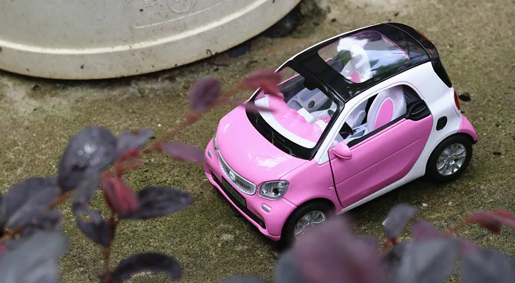 1:32 Мини Смарт ForTwo модель автомобиля сплав металла литья под давлением модель автомобиля коллекция подарок автомобили игрушки для детей