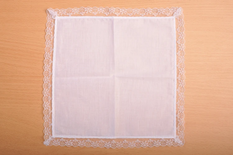 Бесплатная доставка 10 шт оптом белый кружевной носовой платок женские свадебные