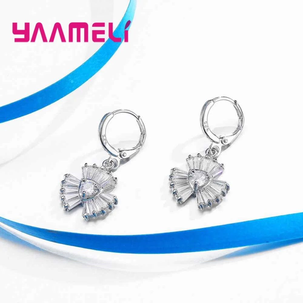 Женский ювелирный комплект из колье и серёг с фианитом | Украшения аксессуары