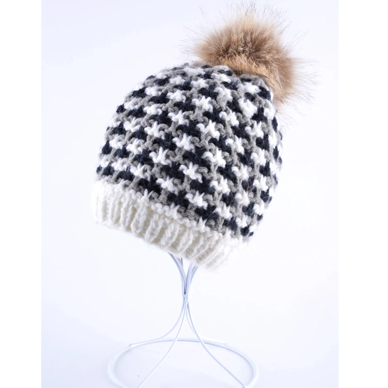 

2017 Fashion winter hats for women knitted keep warm ear beanies girls cap big hairball touca gorros bonnet snowboard caps
