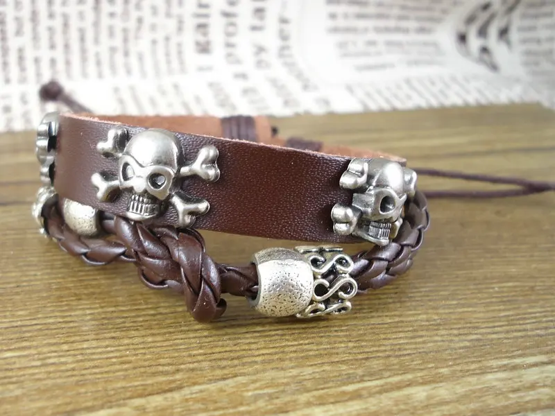 2013 модные панковские шармы ручной работы с черепами и мужские кожаные браслеты