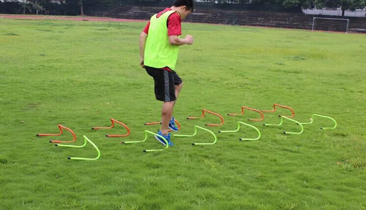 Бесплатная доставка препятствия для футбольных тренировок высота 15 см 23 30 5