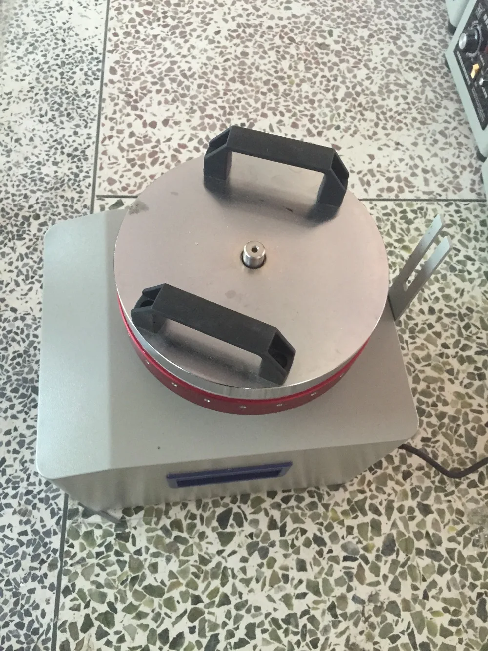 Полировальный станок с круглыми бусинами для ювелирных изделий роторный порода