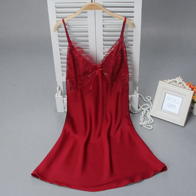

Ночная рубашка с открытой спиной, на бретелях-спагетти, шелковая атласная пикантная ночная рубашка с кружевом и V-образным вырезом, домашняя...