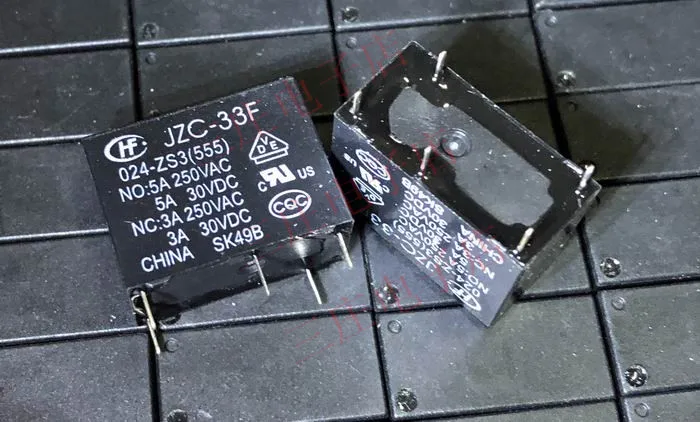 

Реле JZC-33F 024-ZS3 (555) 33F-1C-24V