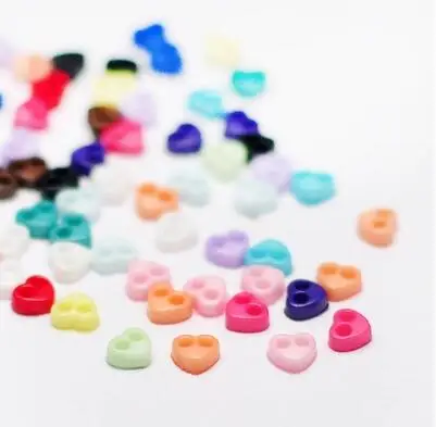 

100pcs 4mm 6mm Mini buttons doll clothing baby DIY accessories materials heart shape buttons for diy sewing blyth doll buckle