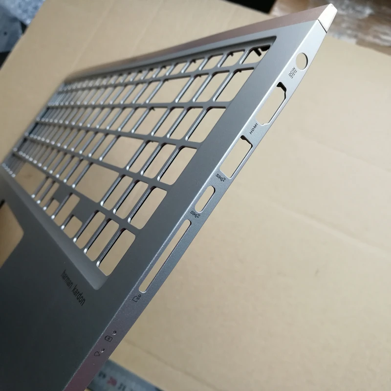 Верхний чехол для ноутбука, подставка для рук Asus ZenBook 15 UX533 UX533FD 13N1-62A0A01 13NB0JX2AM0201 металлический материал