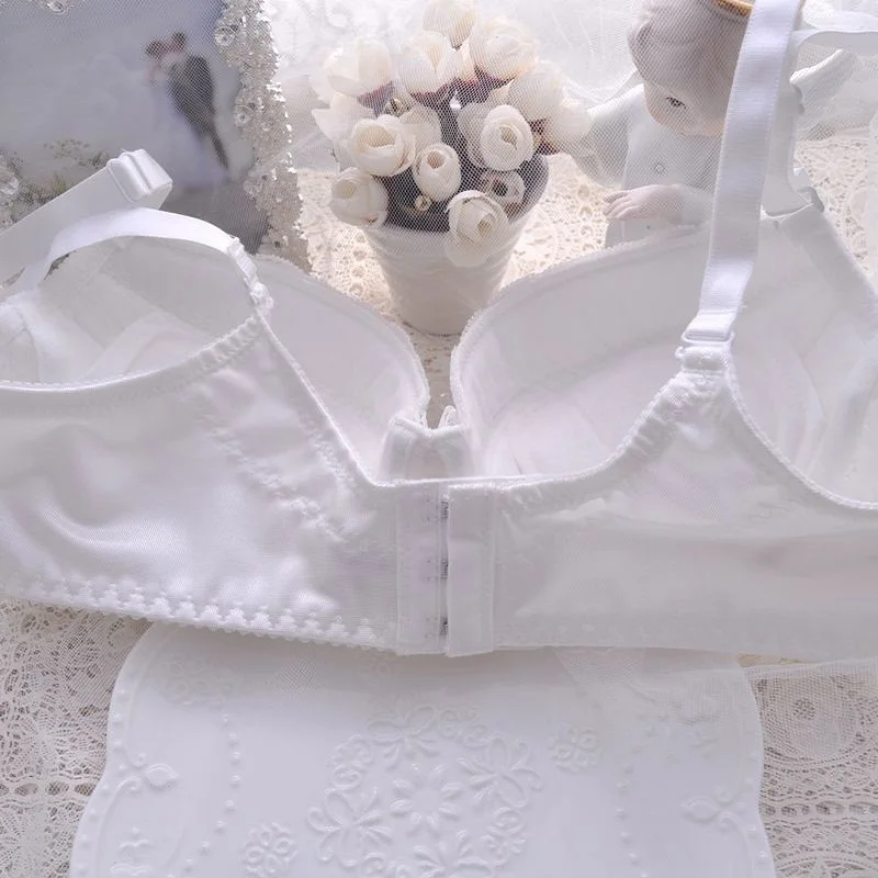 Комплект женского нижнего белья из бюстгальтера пуш ап и трусиков|Комплекты