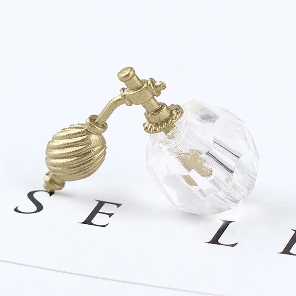 Мини милый кукольный домик 1/12 миниатюрный флакон для духов ванная комната