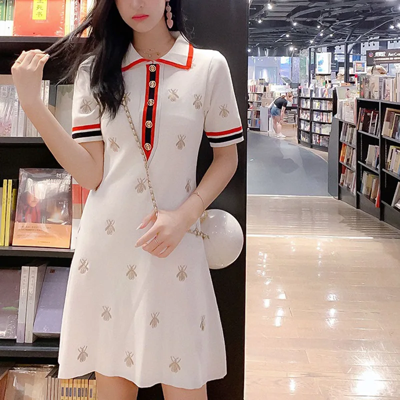 Мини-платье PERHAPS U с вышивкой в виде пчелы повседневное прямое мини-платье