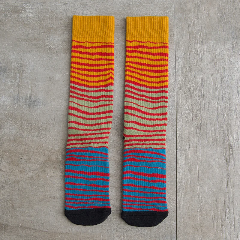 2019 New Men Sport Hiking Cycling Running Socks Pure Cotton In Personality Cartoon Man happy Male |
