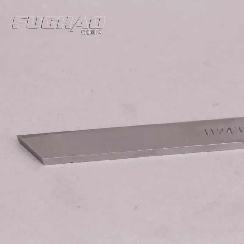 1 шт. 112436 001 STRON G.H бренд REGIS для BROTHER EF4 B531 нижний нож промышленные Запчасти швейных