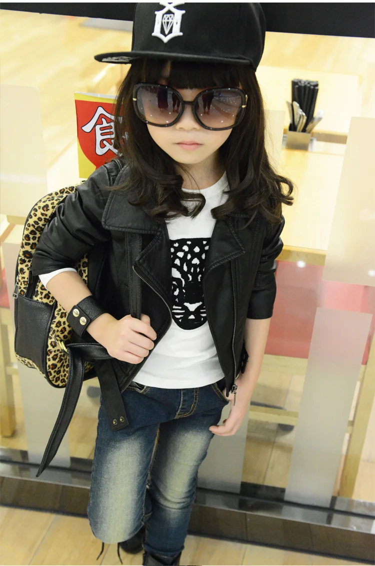 Кожаная куртка для маленьких девочек демисезонная из искусственной кожи пальто