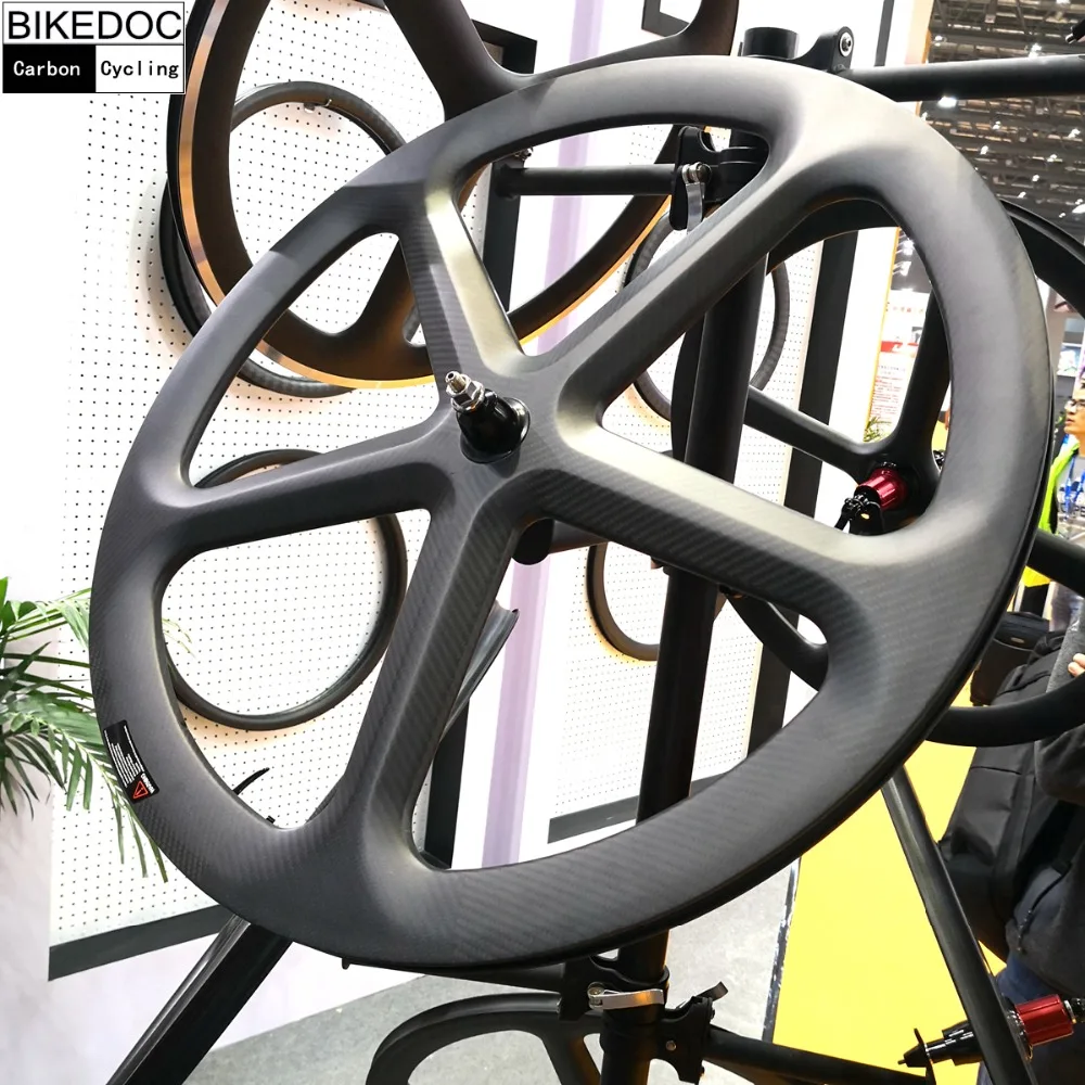 BIKEDOC китайская углеродная 5-спицевое легкое колесо с фокусным расстоянием 25 мм Ширина 700c fixed gear Карбон колеса с выбранным концентратор с дисковыми тормозами